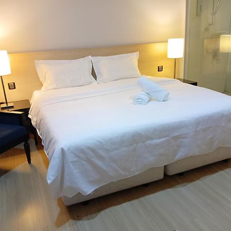 The Straits Suites By Ciconia Malacca Buitenkant foto
