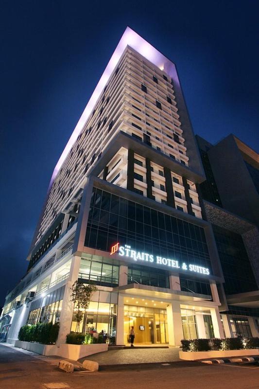 The Straits Suites By Ciconia Malacca Buitenkant foto