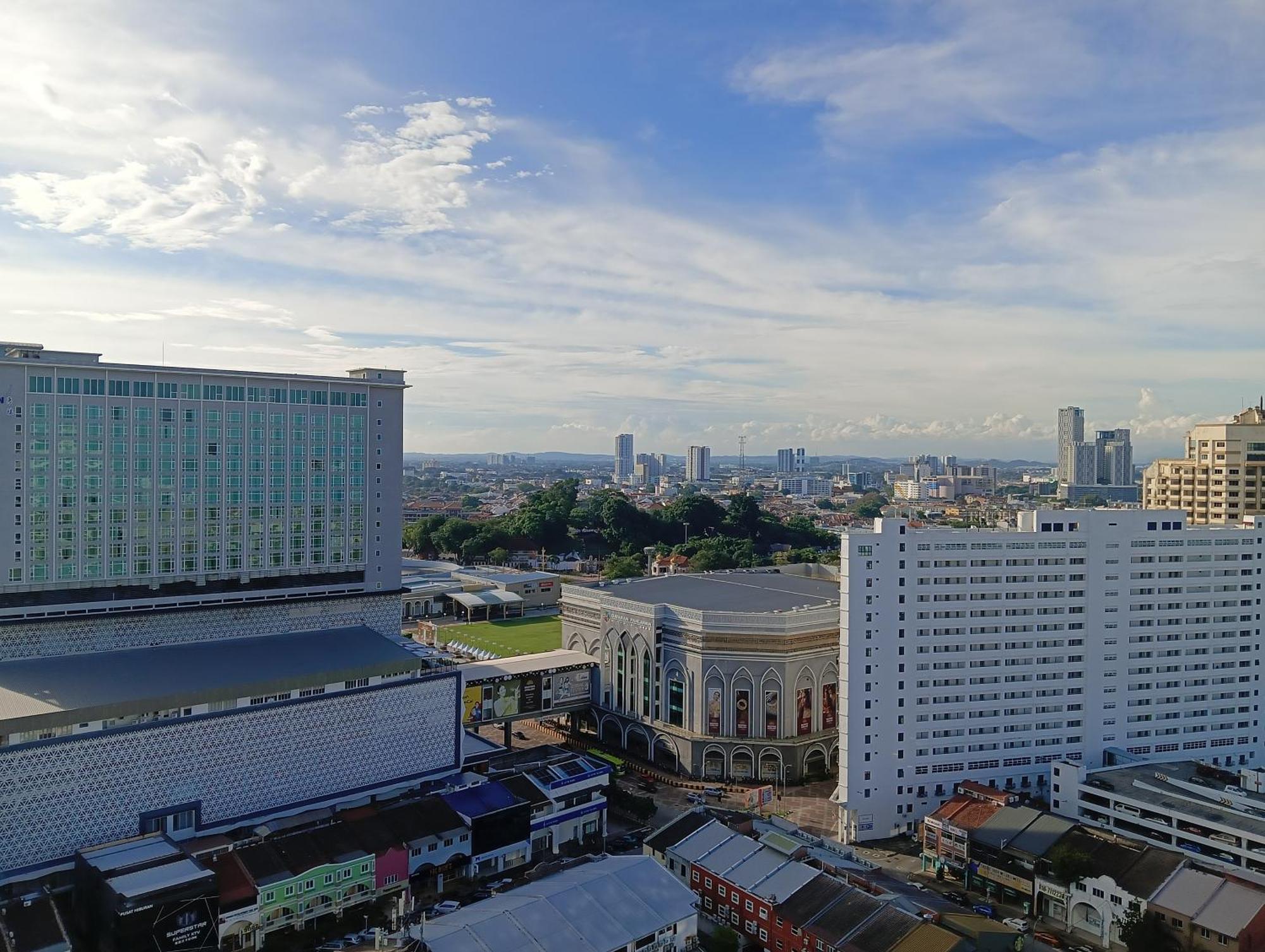 The Straits Suites By Ciconia Malacca Buitenkant foto