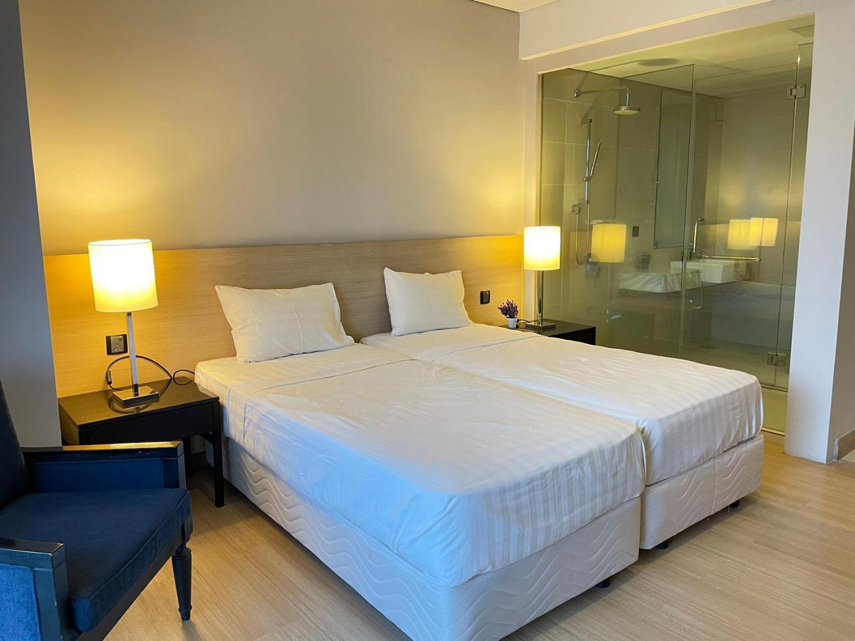 The Straits Suites By Ciconia Malacca Buitenkant foto